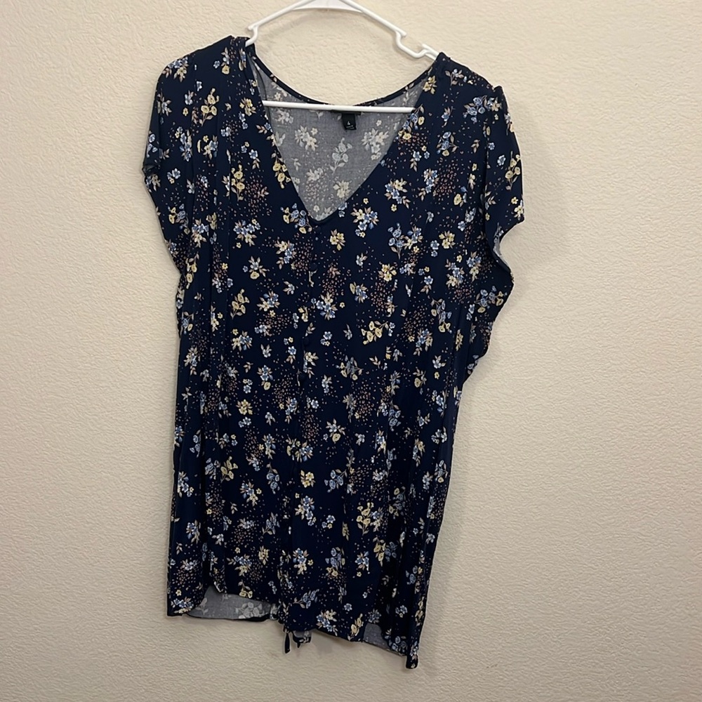 Torrid flower print blouse